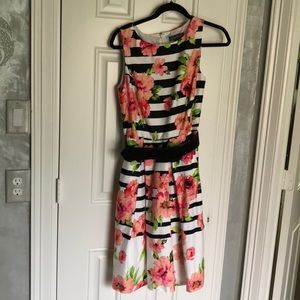 Striped Jessica Howard flower dress. A-line midi 6
